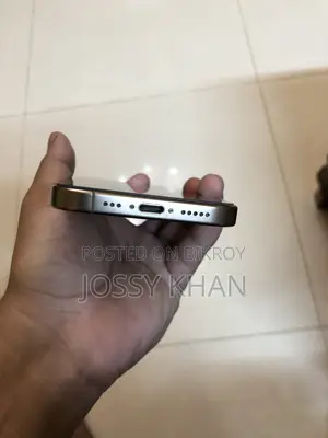 Apple iPhone 16 Pro 256 GB Gold