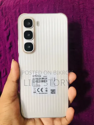 Infinix Hot 60 Pro 128 GB Silver