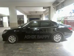 Toyota Crown 2013 Black