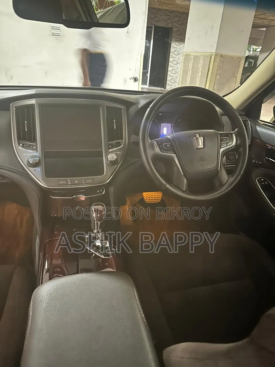 Toyota Crown 2013 Black