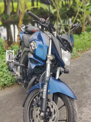 ইয়ামাহা এফজেড ২০২৩ নীল