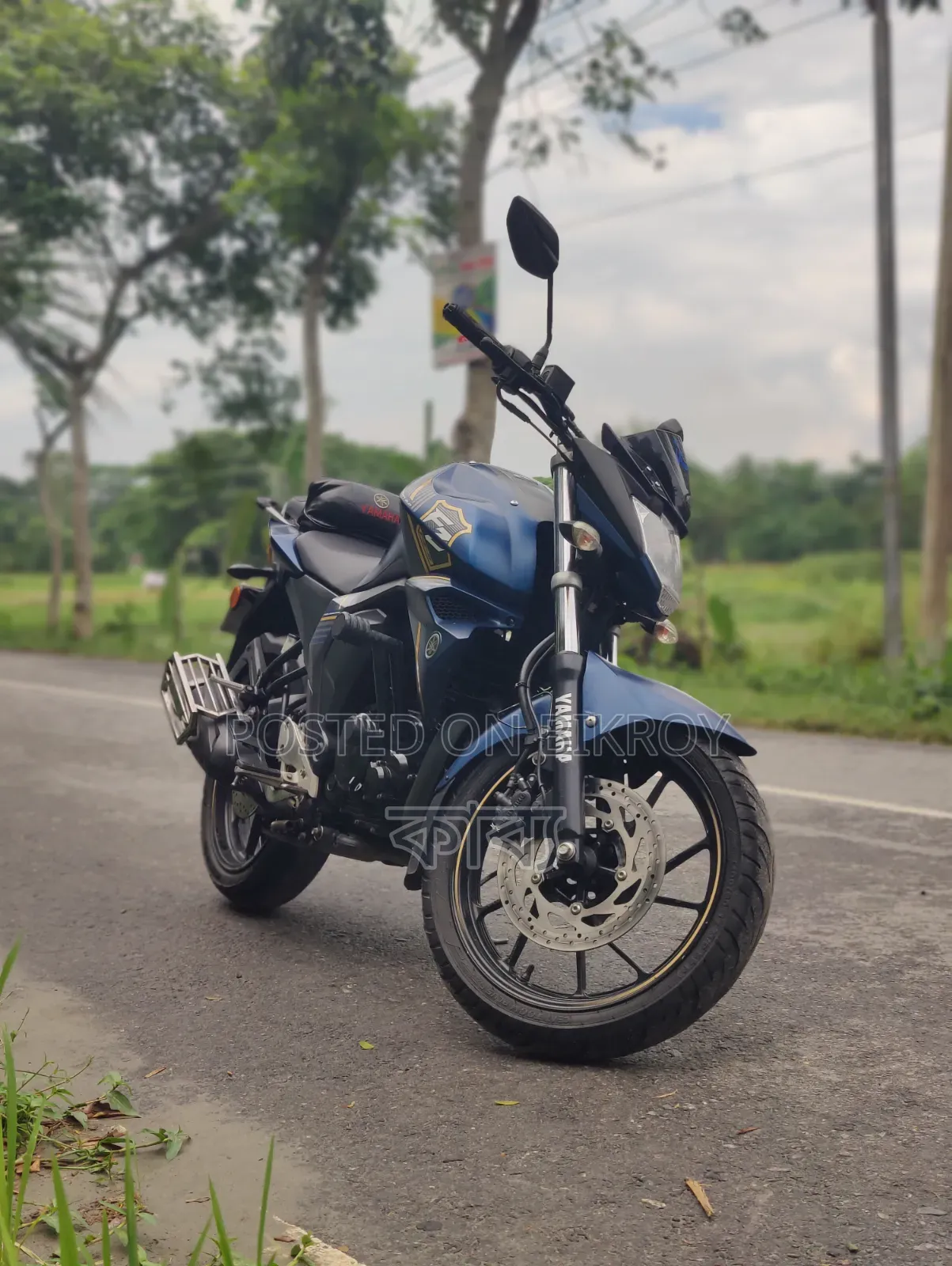 ইয়ামাহা এফজেড ২০২৩ নীল