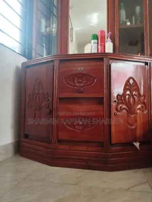 Mahogany Wood Dressing Table