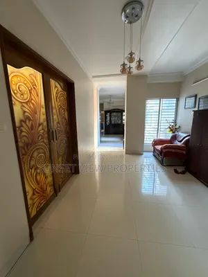 বাড্ডাতে ৫ বেডরুমের অ্যাপার্টমেন্ট বিক্রয়