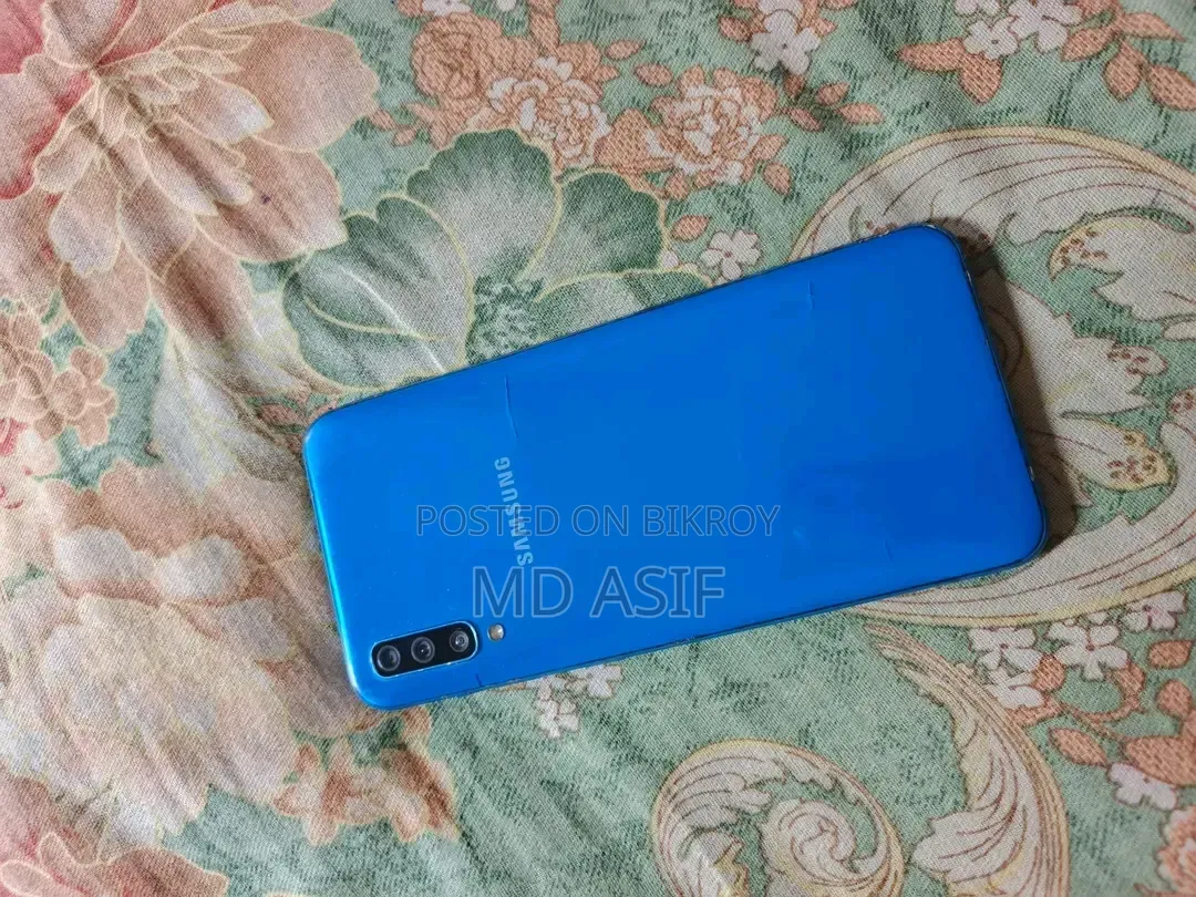 স্যামসাং গ্যালাক্সি এ৫০ ১২৮ জিবি ব্লু