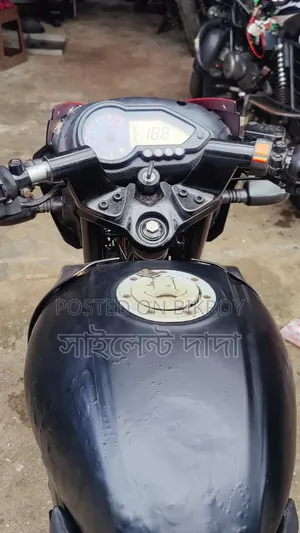 Bajaj Pulsar 150 2012 Red