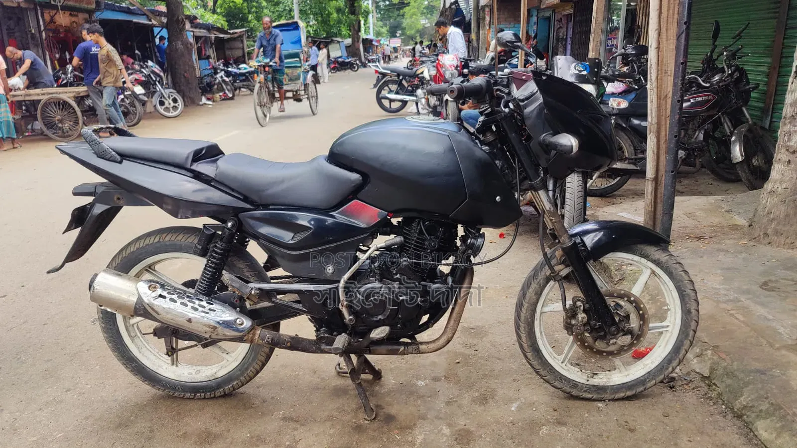 বাজাজ পালসার ১৫০ ২০১২ রেড