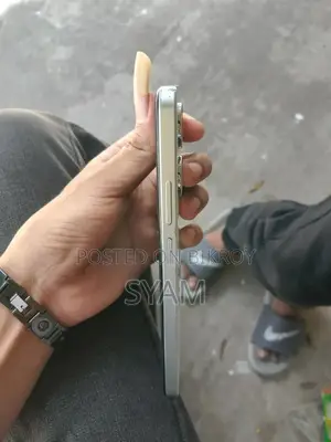 রিয়েলমি নোট ৬০এক্স ৬৪ জিবি সাদা