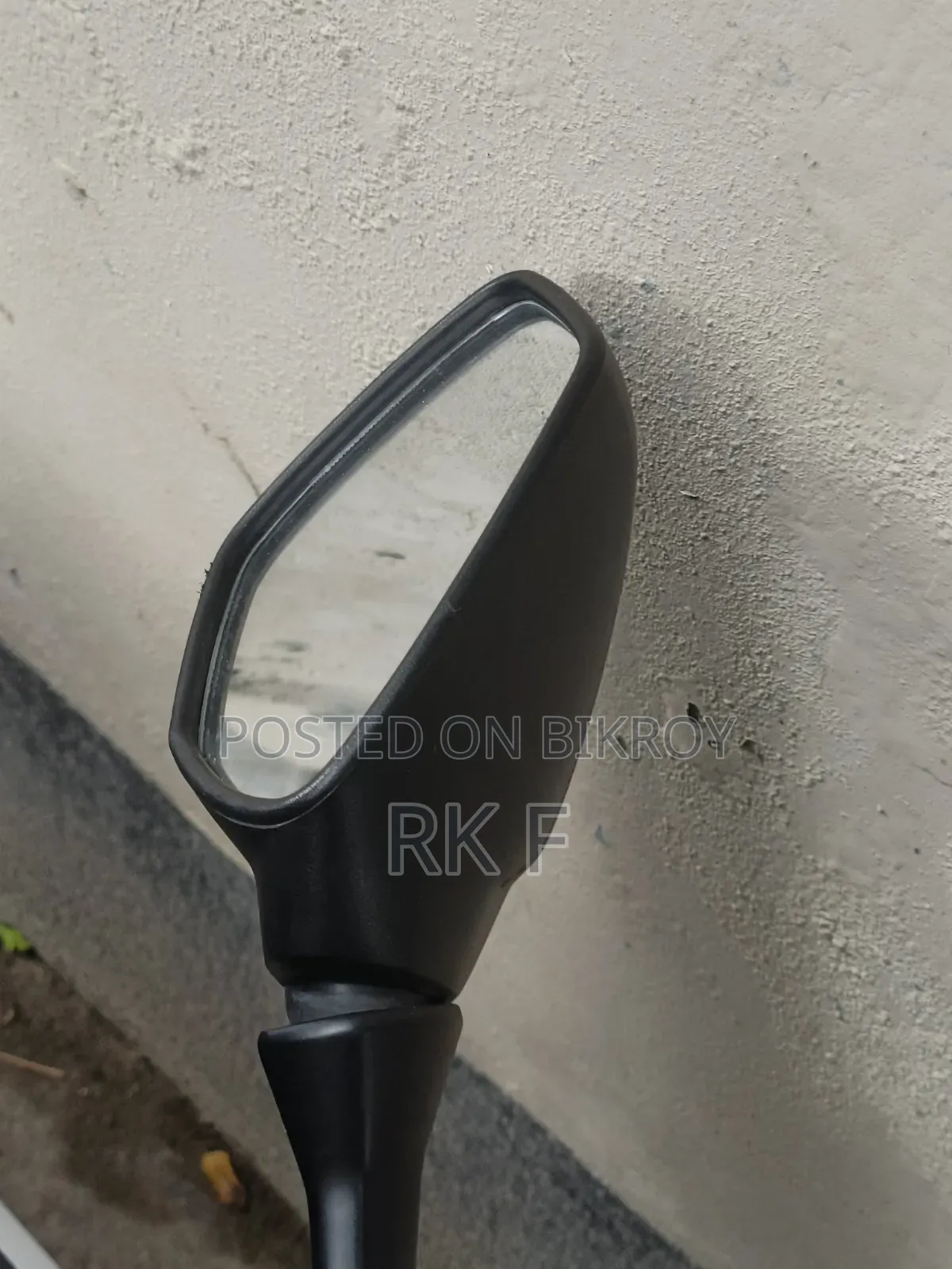 Suzuki Gsxr. Or can be installed on all Suzuki bikes