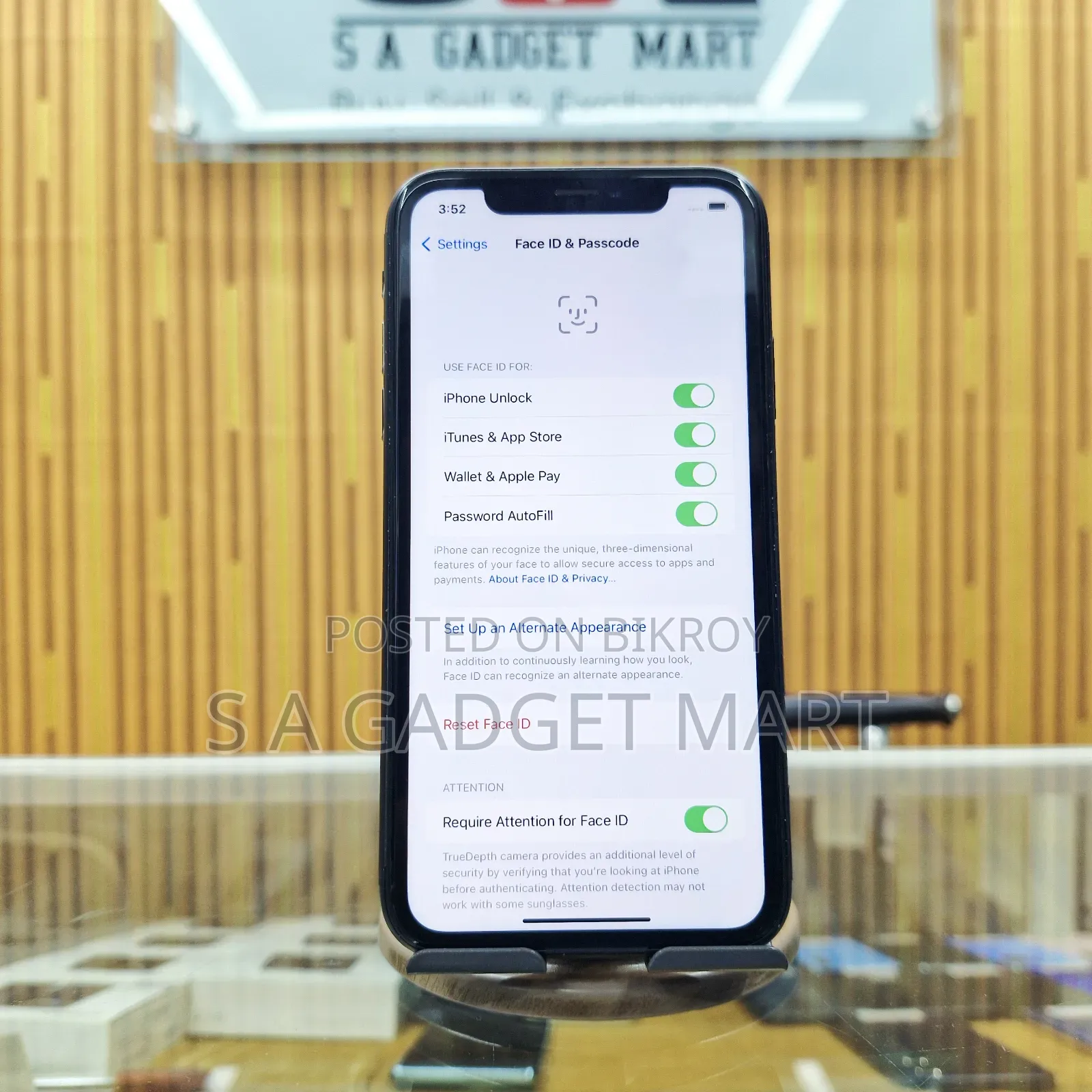Apple iPhone XR 64 GB Black