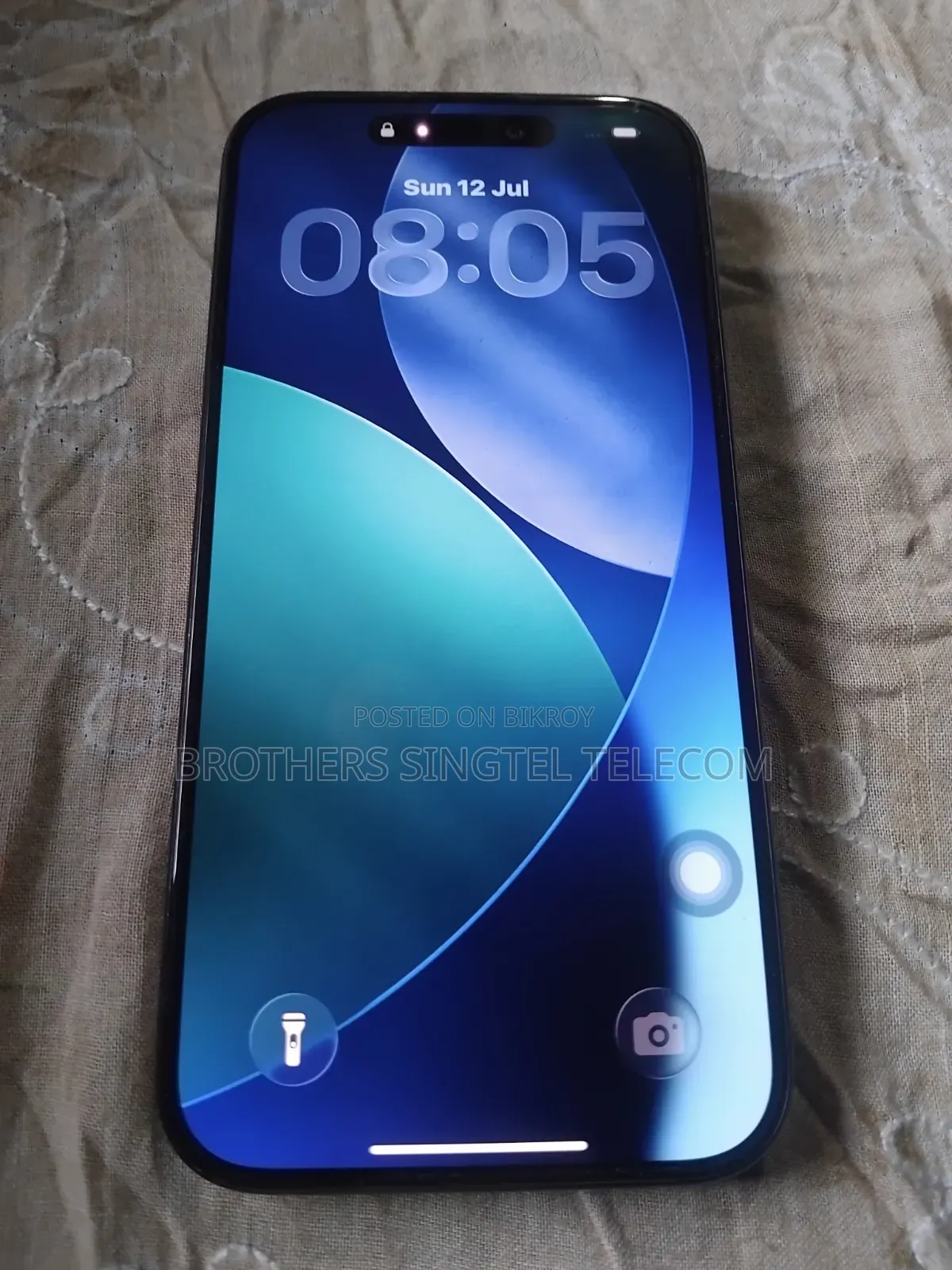 অ্যাপল আইফোন ১৫ প্রো ১২৮ জিবি নীল