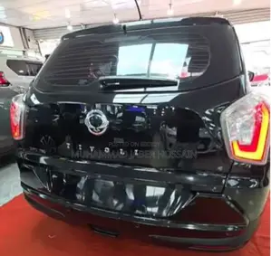 SsangYong Tivoli 2015 Black