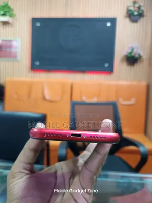 Apple iPhone XR 128 GB Red