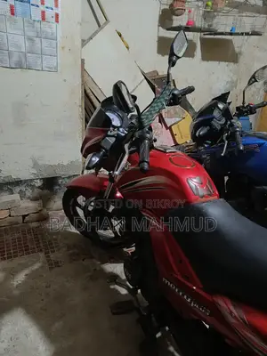 টিভিএস মেট্রো প্লাস ২০১৪ রেড
