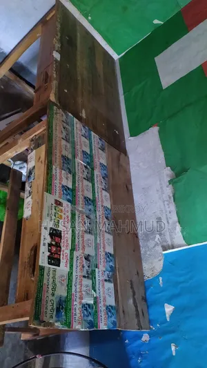 চৌকি, টেবিল