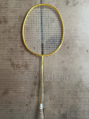চিচিঙ্গী ফ্রেমের র‍্যাকেট