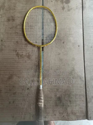 চিচিঙ্গী ফ্রেমের র‍্যাকেট