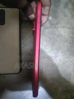 মোটরোহলা মোটো জি৮৪ ৫জি ২৫৬ জিবি রেড