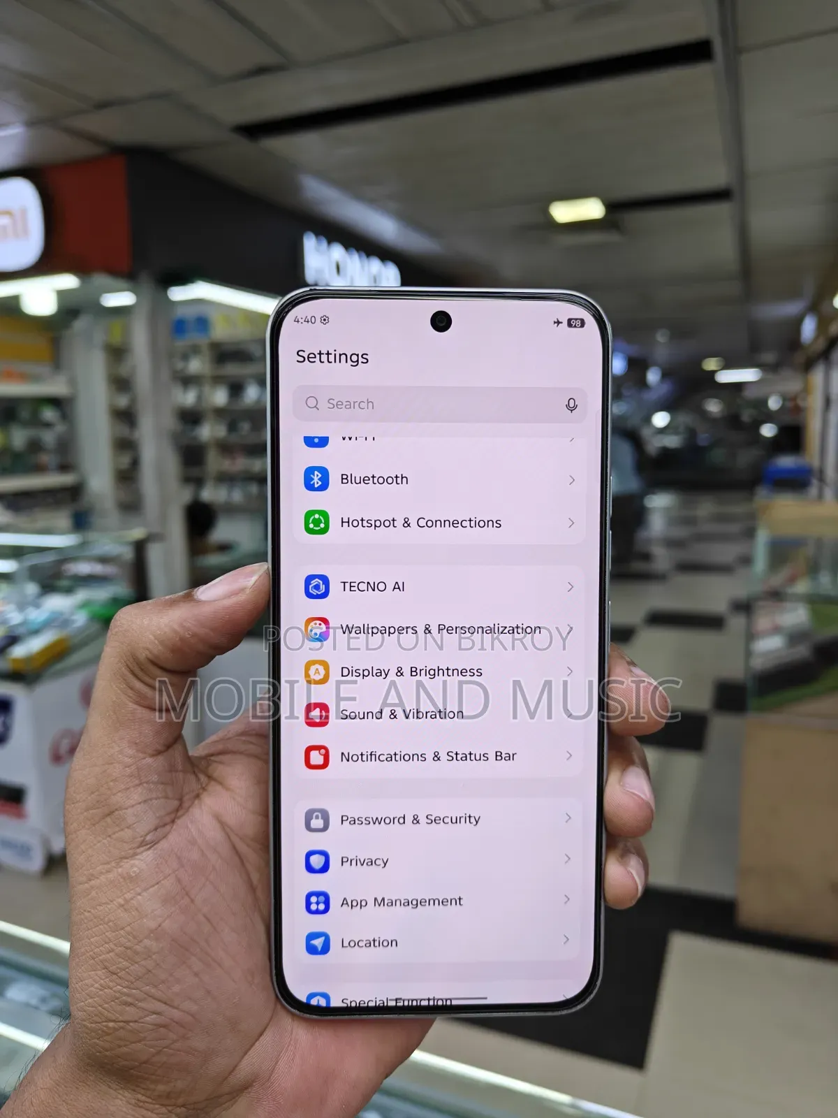 টেকনো স্পার্ক ৪০ প্রো ১২৮ জিবি সিলভার