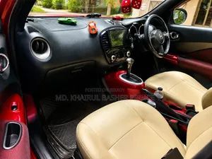 Nissan Juke 2011 Red