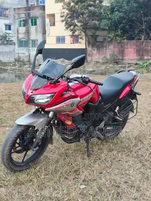 Yamaha 2016 Red