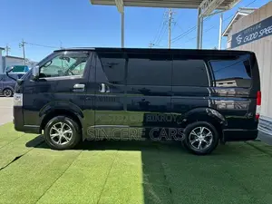 Toyota HiAce 2023 Black