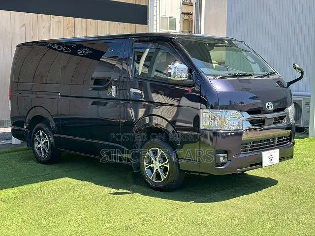Toyota HiAce 2023 Black