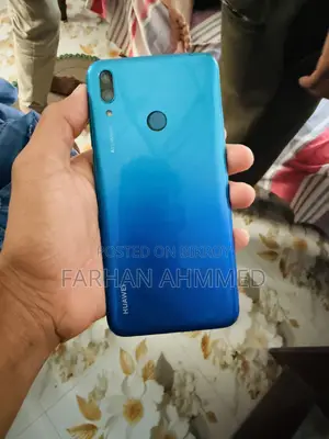 Huawei Y7 32 GB Blue