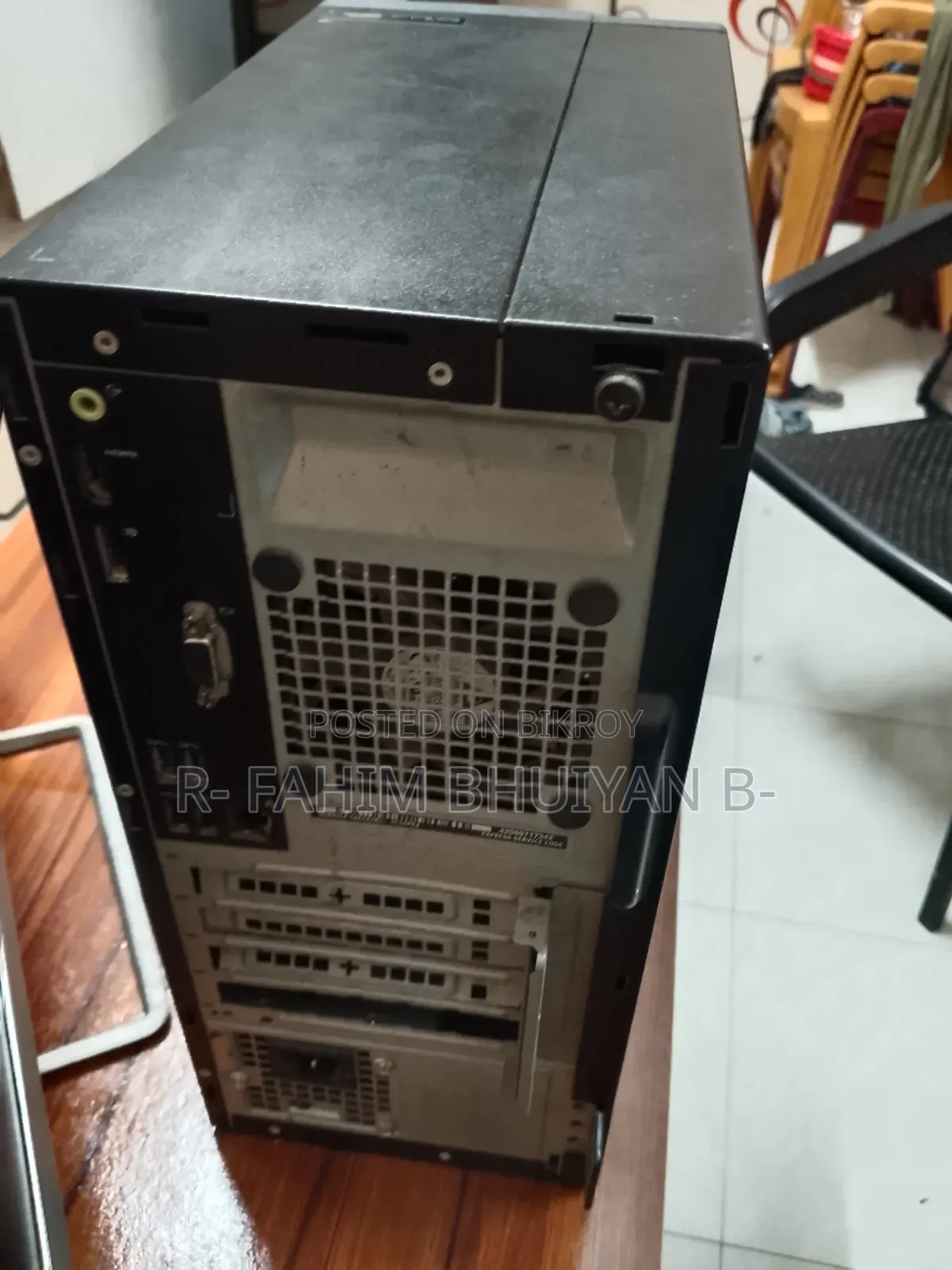 Desktop Computer Dell OptiPlex 3050 4GB Intel Core I3 SSD 128GB