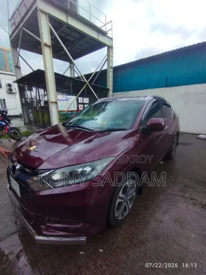 Honda Vezel 1.5 Hybrid Four-Wheel Drive 2018 Red