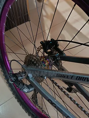 Going abroad, selling cycle at low price!