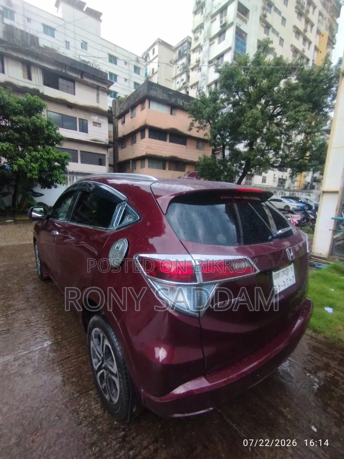 Honda Vezel 1.5 Hybrid Four-Wheel Drive 2018 Red