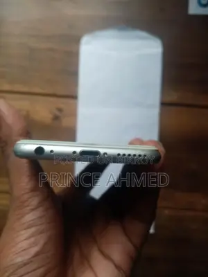 Apple iPhone 6s 64 GB Silver