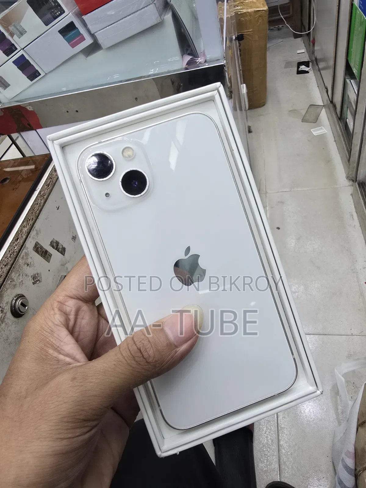 অ্যাপল আইফোন ১৩ ১২৮ জিবি সাদা