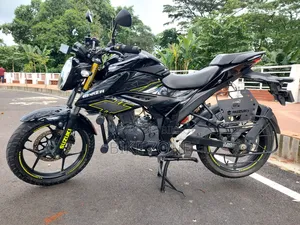 Suzuki Gixxer Fi ABS 2023 Black