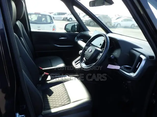 Toyota Noah 2022 Black