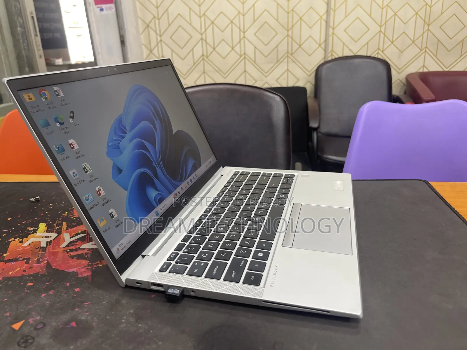 Laptop HP EliteBook 845 G8 16GB AMD Ryzen 7 SSD 512GB