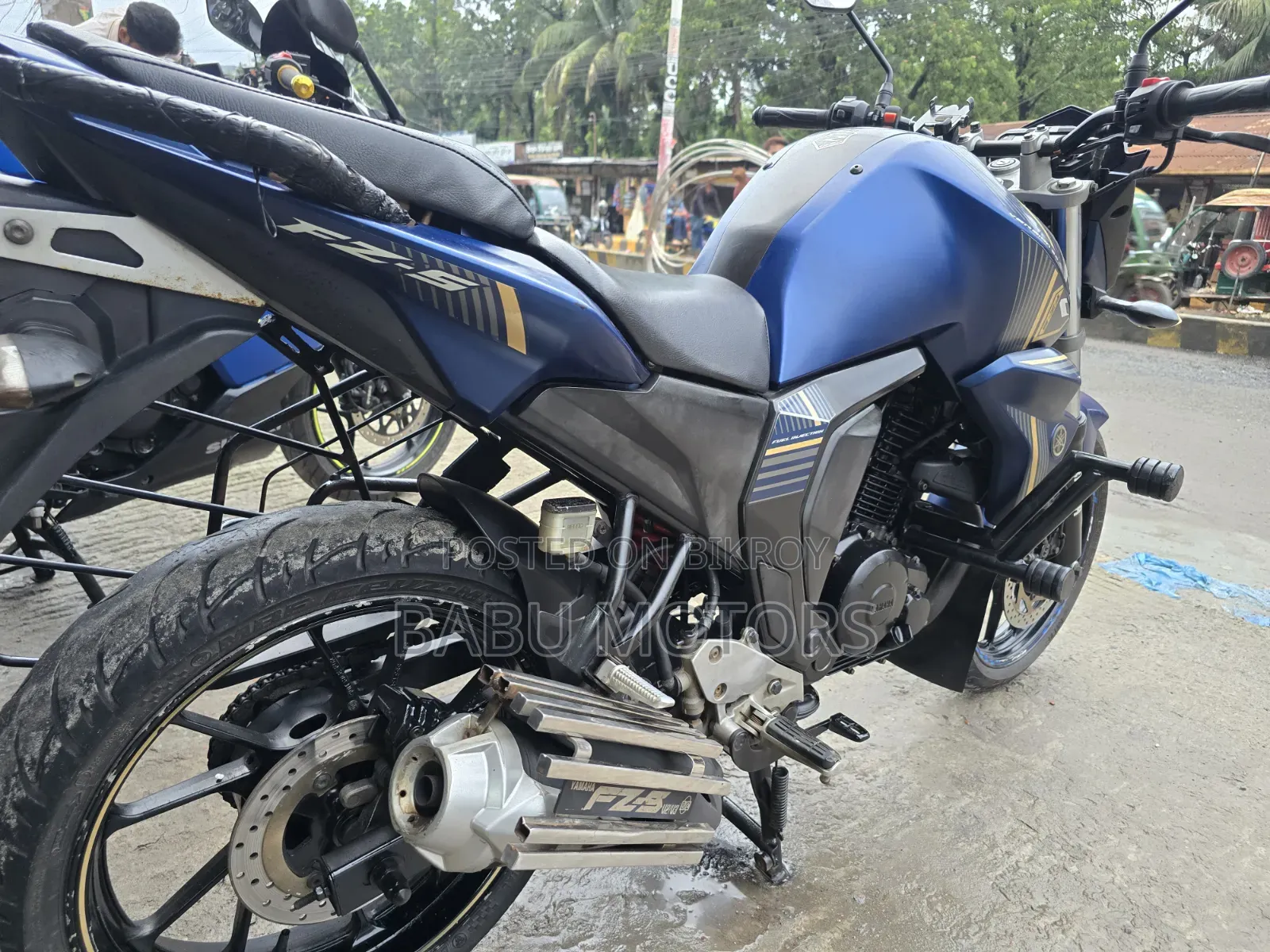 ইয়ামাহা এফজেড ২০১৯ নীল