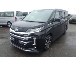 Toyota Noah 2022 Black