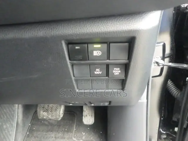 Toyota Noah 2022 Black