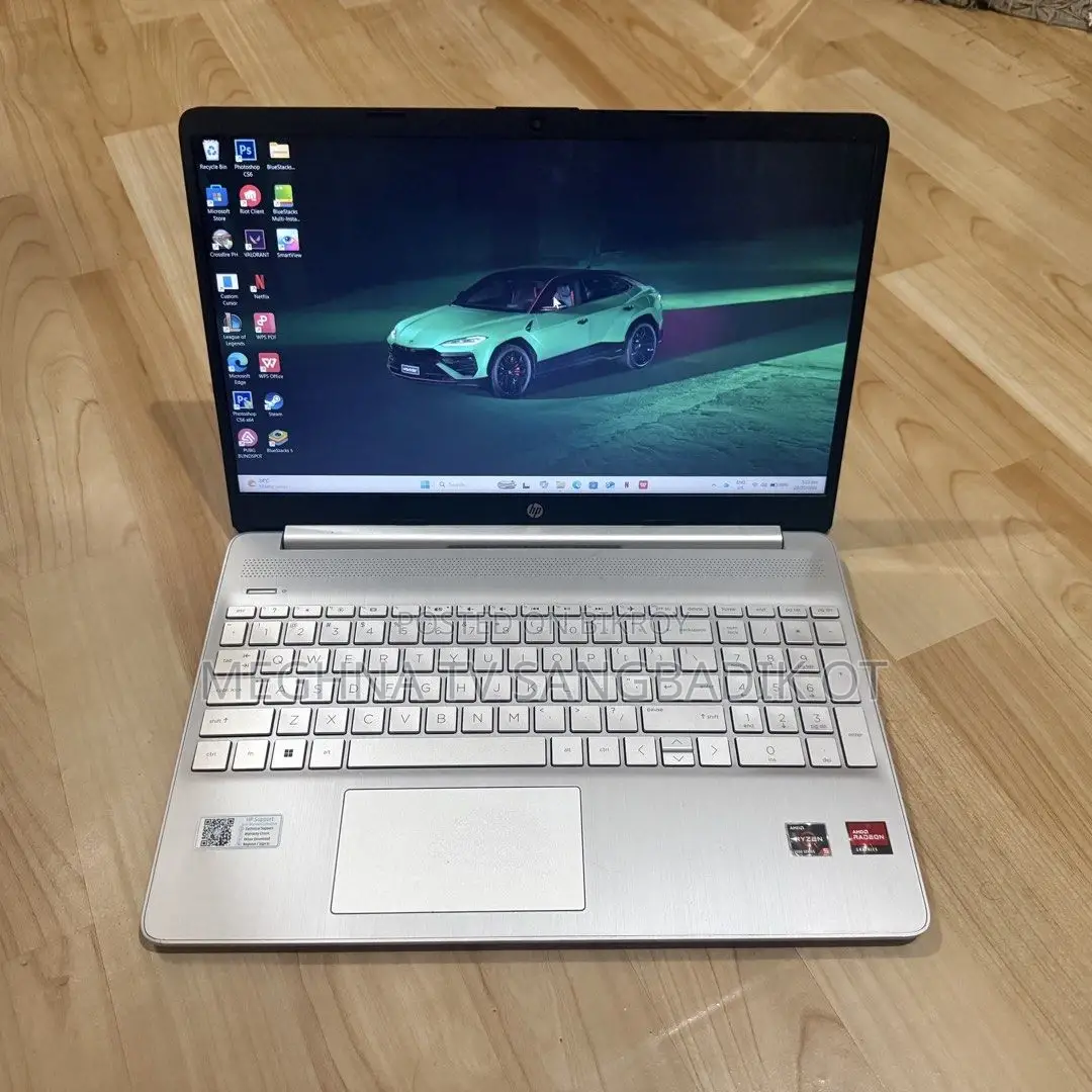 HP Laptop 8GB AMD Ryzen 512GB SSD