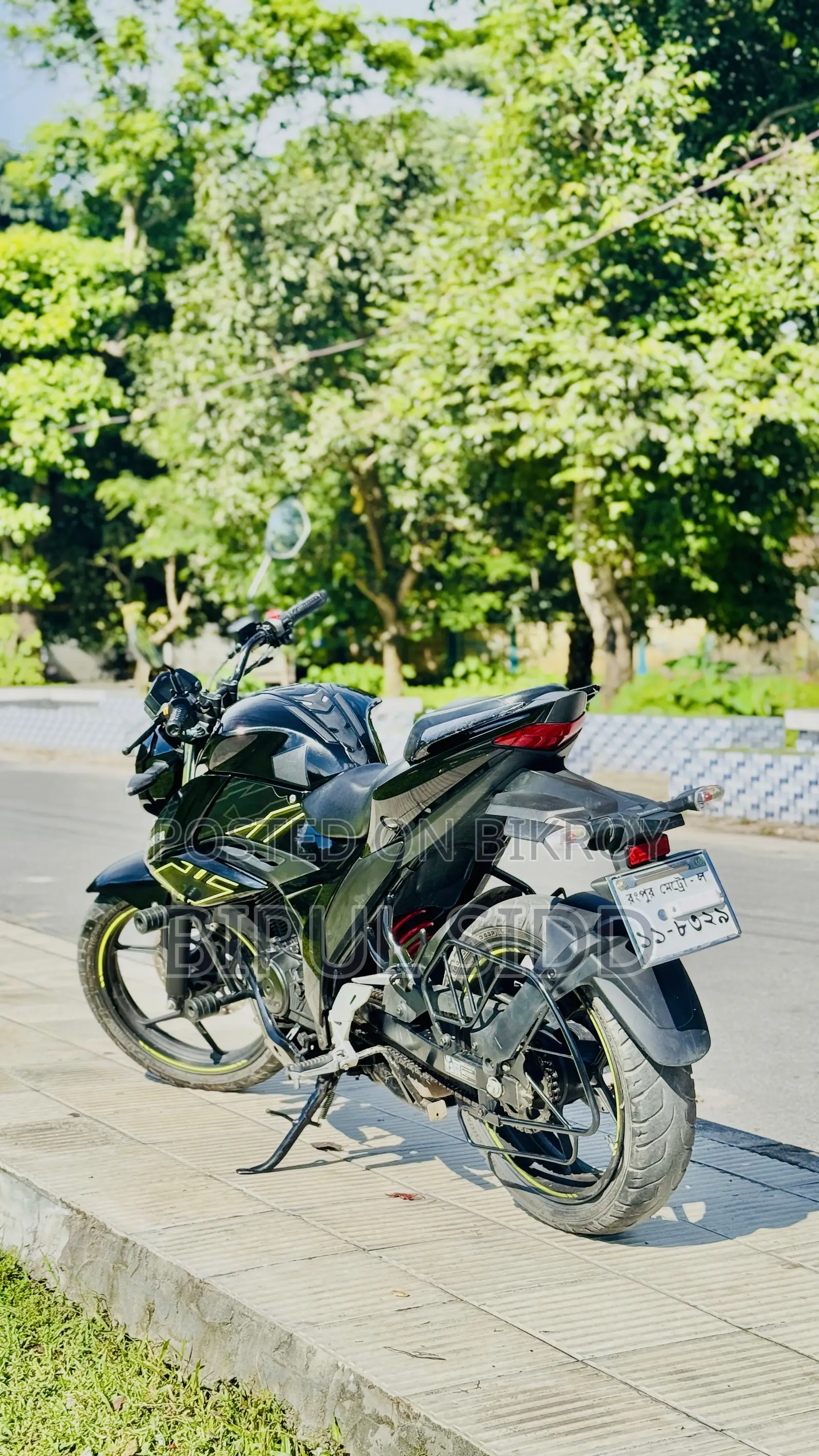 সুজুকি ২০২৪ ব্ল্যাক