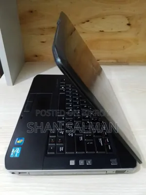 Laptop Dell Latitude 9520 8GB Intel Core i5 SSD 128GB