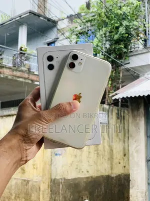 Apple iPhone 11 64 GB White