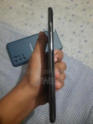 স্যামসাং গ্যালাক্সি এস২০ প্লাস ১২৮ জিবি ব্ল্যাক