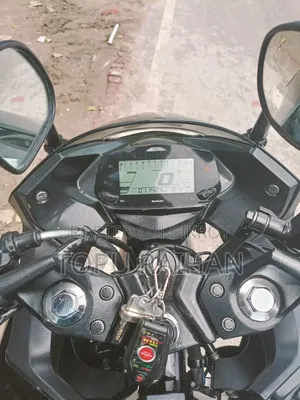 নতুন সুজুকি জিক্সার এফআই এবিএস ২০২৩ ব্ল্যাক