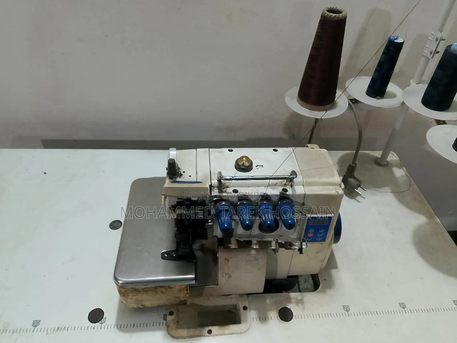Jack Overlock Sewing Machine