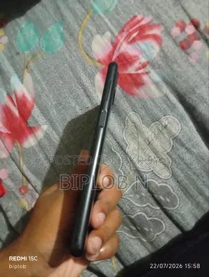 স্যামসাং গ্যালাক্সি এ১২ ৬৪ জিবি ব্ল্যাক