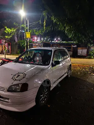 Toyota Starlet 1997 White