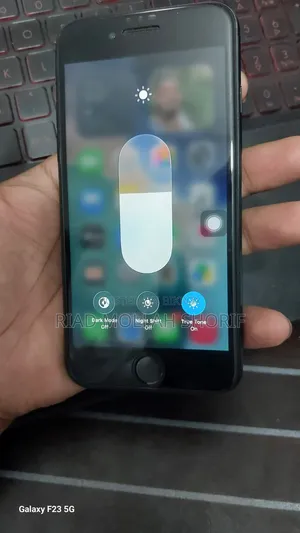 অ্যাপল আইফোন এসই (২০২০) ২৫৬ জিবি ব্ল্যাক